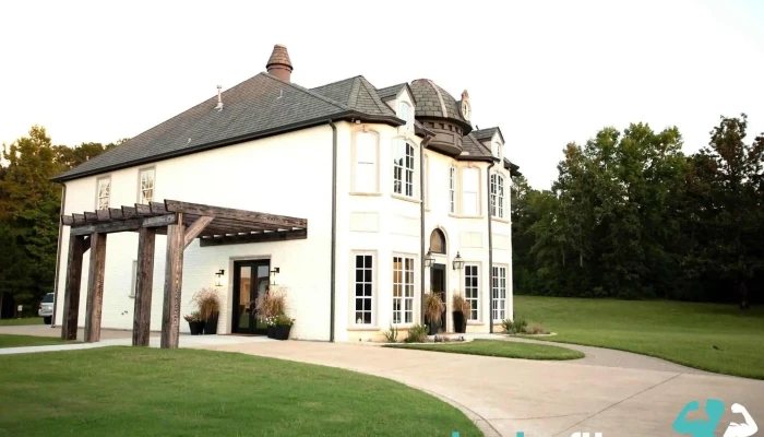 Living Well Holistic Counseling Wellness Exterior - Tyler