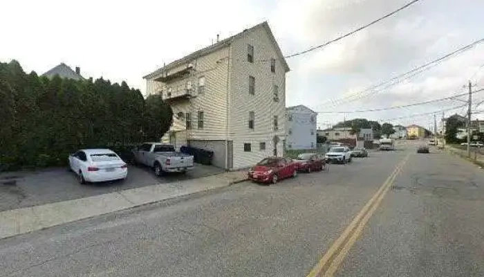 Loves Boxing Club Street View 360deg - Fall River