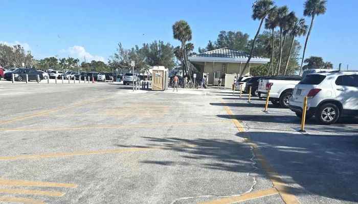 Manatee Public Beach -  Website - Holmes Beach
