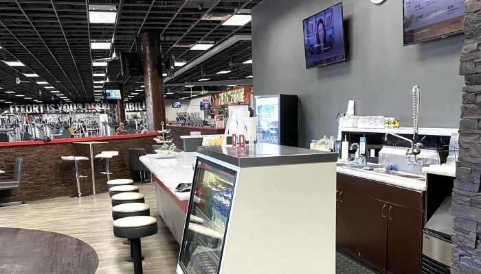 Mountainside Fitness Chandler -  Instagram - Chandler