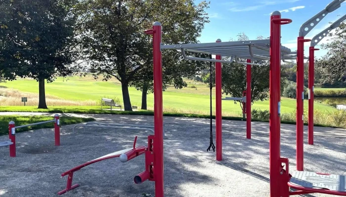 Movestrong Outdoor Gym -  Phone - Englewood