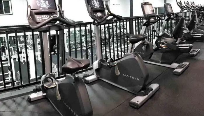 National Fitness And Racquet Club -  Exercise Machine - Klamath Falls
