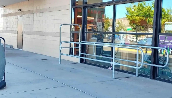Natural Grocers -  Photos - Klamath Falls