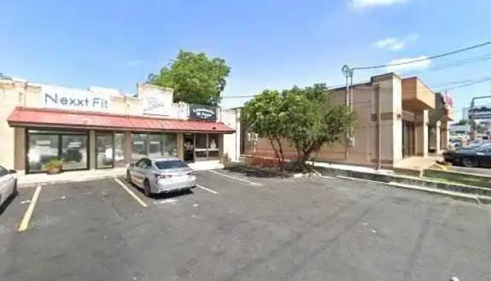 Nexxt Fit 210 -  Street View 360deg - San Antonio