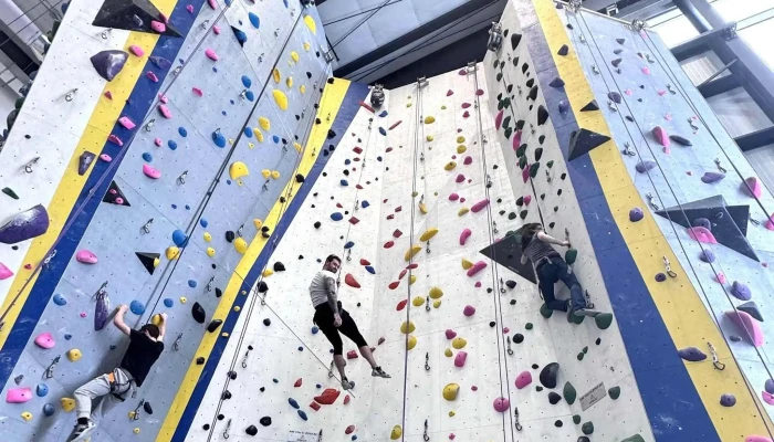 Odyssey Climbing + Fitness - Ashwaubenon