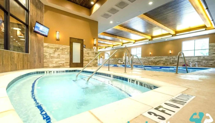 Onelife Fitness -    Crabapple By Owner - Alpharetta