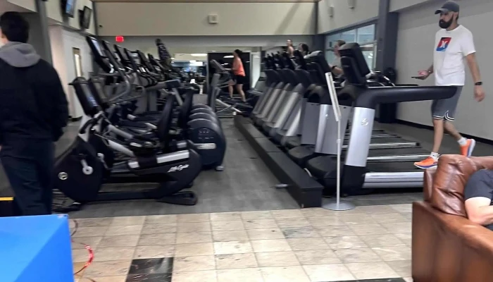 Onelife Fitness -    Germantown Germantown - Germantown