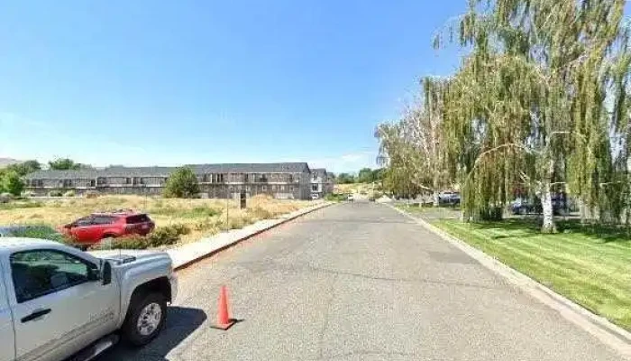 Peak Performance Sports And Spine Physical Therapy -  Street View 360deg - Yakima
