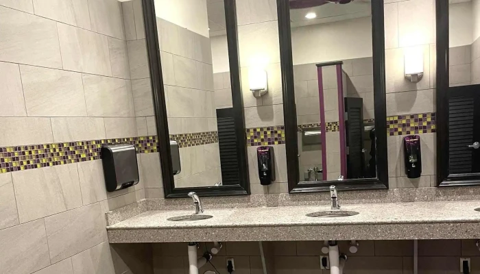 Planet Fitness -  Prices - Tempe