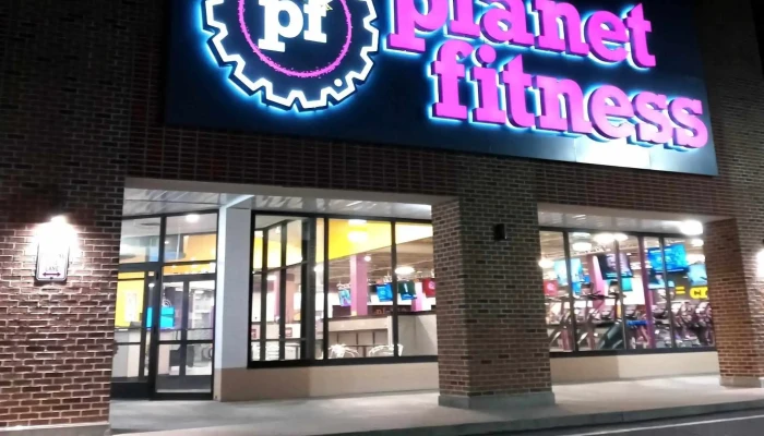 Planet Fitness -  Promotion - Crafton