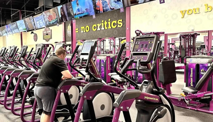 Planet Fitness -  Score - Natchez