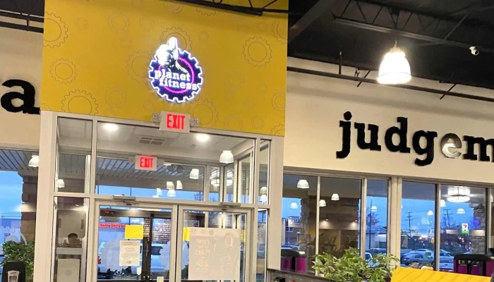 Planet Fitness -  Score - Springfield