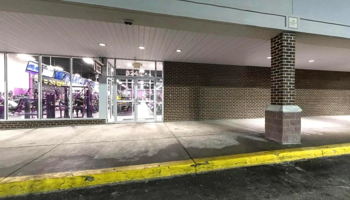 Planet Fitness -  Street View 360deg - Waldorf