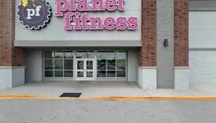 Planet Fitness -  Street View 360deg - Quincy