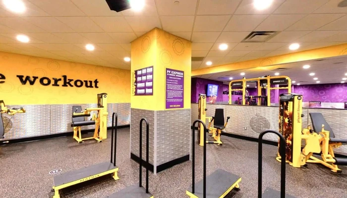 Planet Fitness -  Street View 360deg - Washington