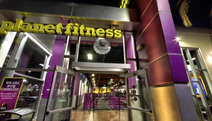 Planet Fitness -  Street View 360deg - Downey