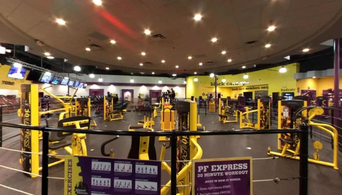 Planet Fitness -  Street View 360deg - Bellflower