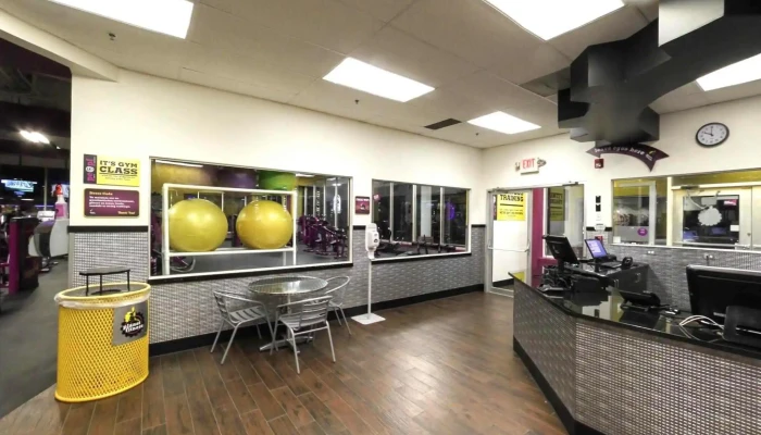 Planet Fitness -  Street View 360deg - New Haven
