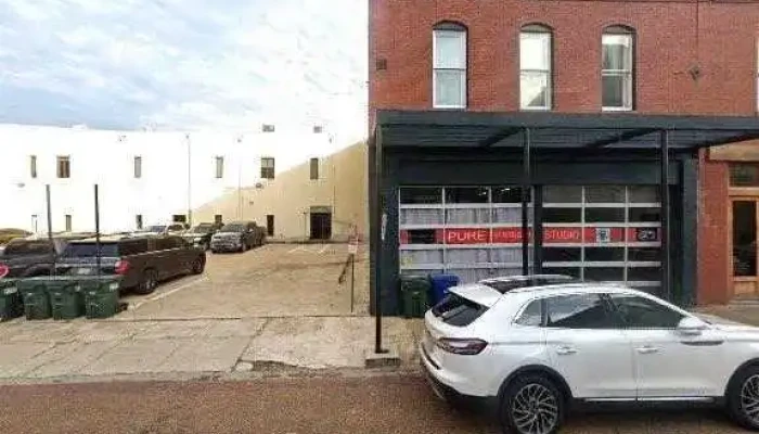 Pure Strength Studio -  The Miss Lou Amazing 12 Street View 360deg - Natchez