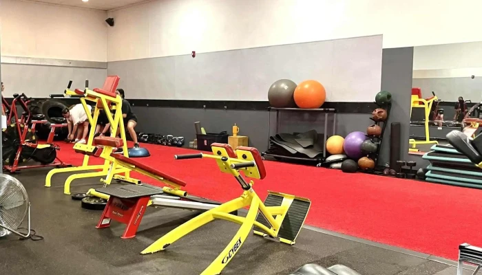 Retro Fitness -  Discounts - Egg Harbor Township