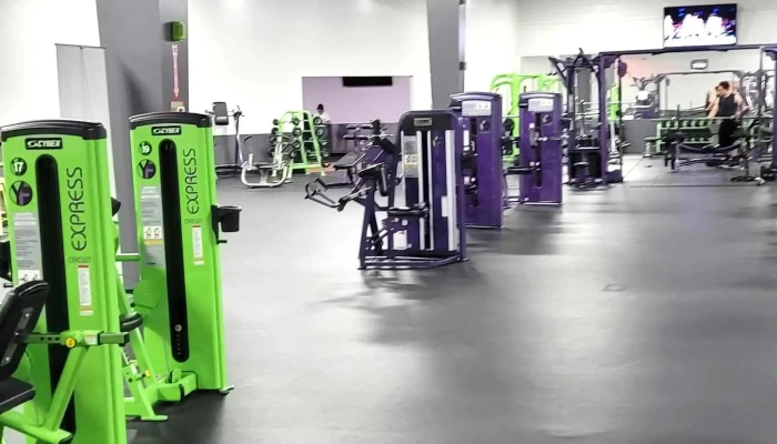 Retro Fitness -  Phone - Dallas