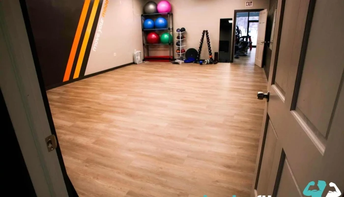 Snap Fitness -  By Owner - Barre