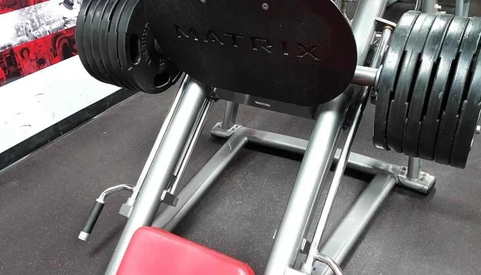 Snap Fitness -  Gym - Barre