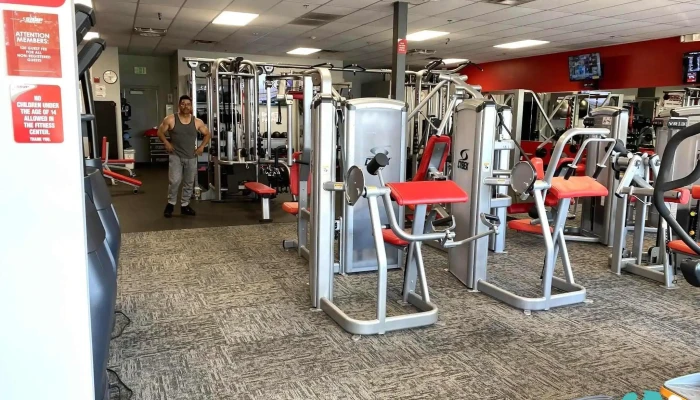 Snap Fitness Reunion -  Exercise Machine - Commerce City