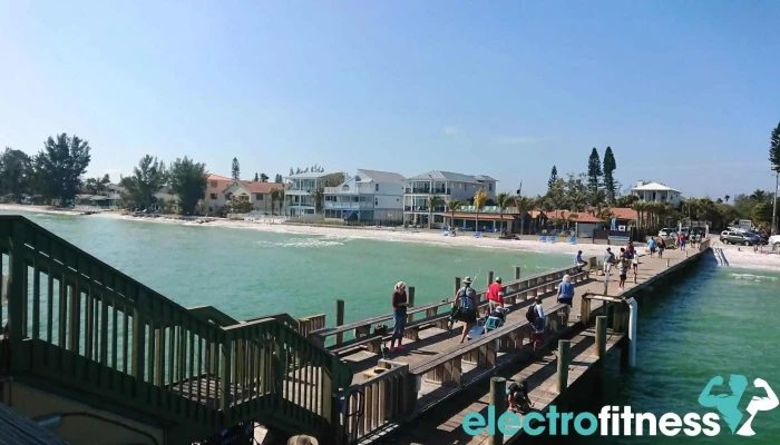 Sunrise Garden Resort On Anna Maria Island By Vacasa -  Beach - Anna Maria