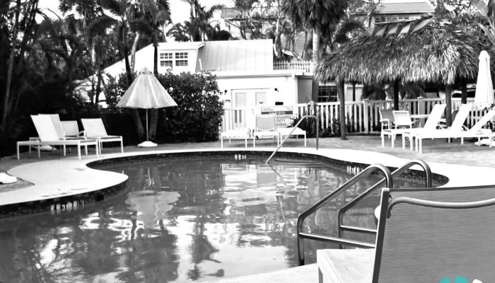 Sunrise Garden Resort On Anna Maria Island By Vacasa -  Exterior - Anna Maria