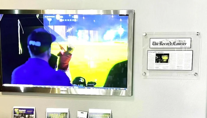 Swing 395 Llc Indoor Golf Course - Gardnerville