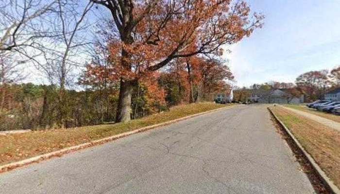 The Edge Sports Fitness Street View 360deg - South Burlington