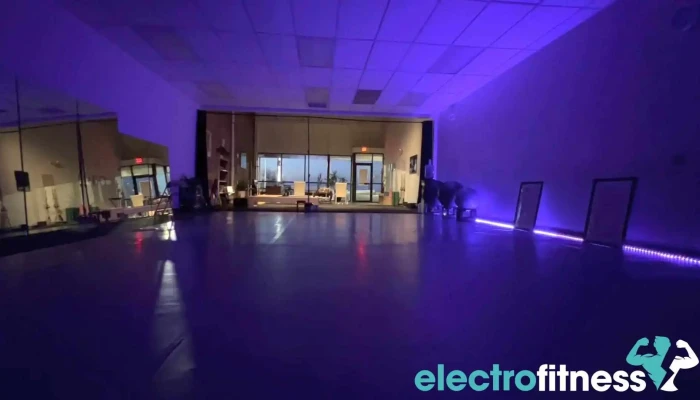 The Studio On Popes Island Videos - New Bedford