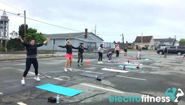 Undergroundd Fitness Indoor Cycling Studio Videos - Bourne
