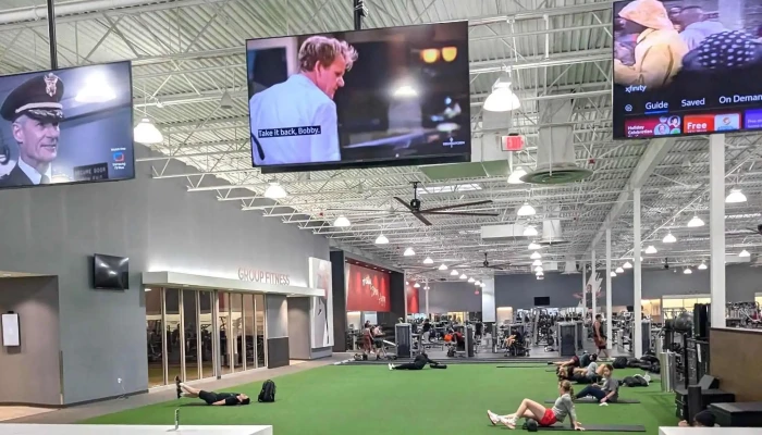 Vasa Fitness -  Instagram - Villa Park