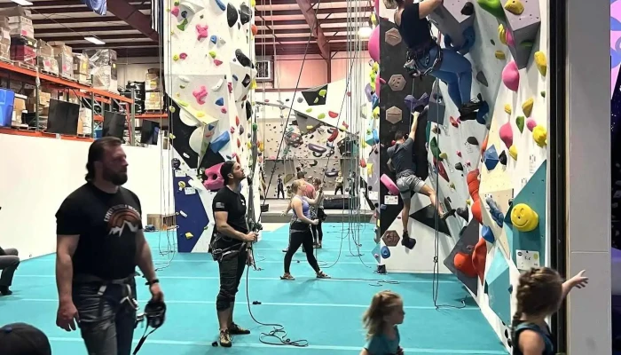 Warehouse Rocks Climbing Fitness All - Abbottstown