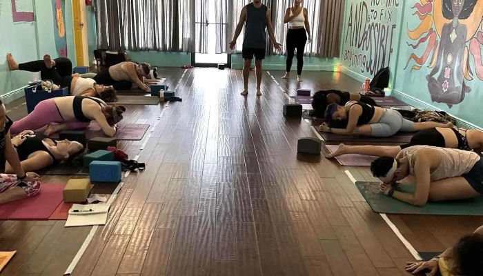 Warrior One Yoga Fitness Spin Row Strength Training Yoga - Orlando