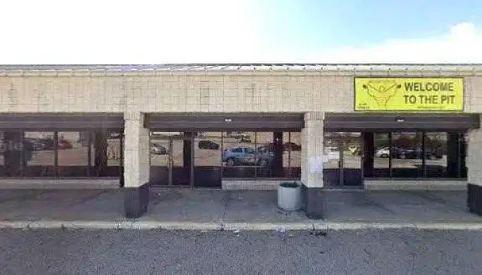 Welcome To The Pit -  Street View 360deg - Akron