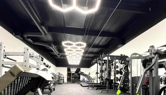 Westlake Weight Room -  Website - Westlake Village