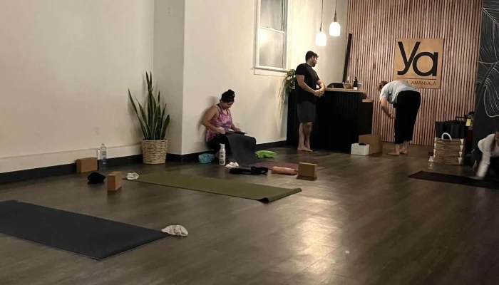 Yoga Amansala -  Yoga Studio - Alameda