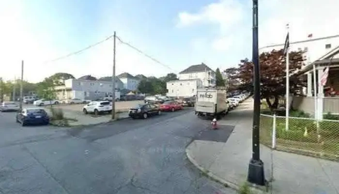 Yoga Es Vida -  Street View 360deg - New Bedford