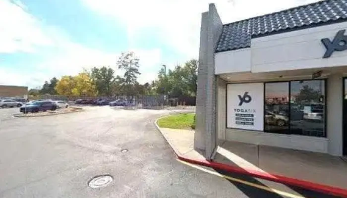 Yogasix Centennial Street View 360deg - Centennial