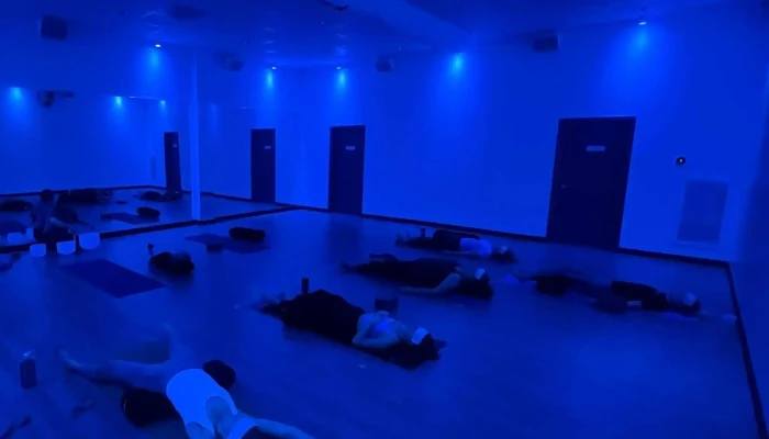 Yogasix Jefferson Pointe Yoga Studio - Fort Wayne